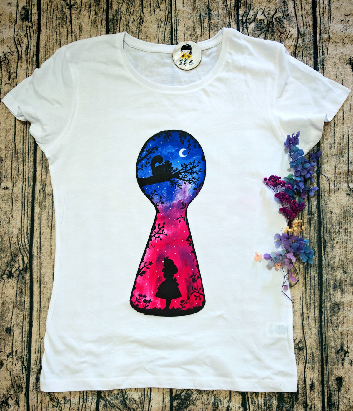 T-shirt Beyond the Keyhole