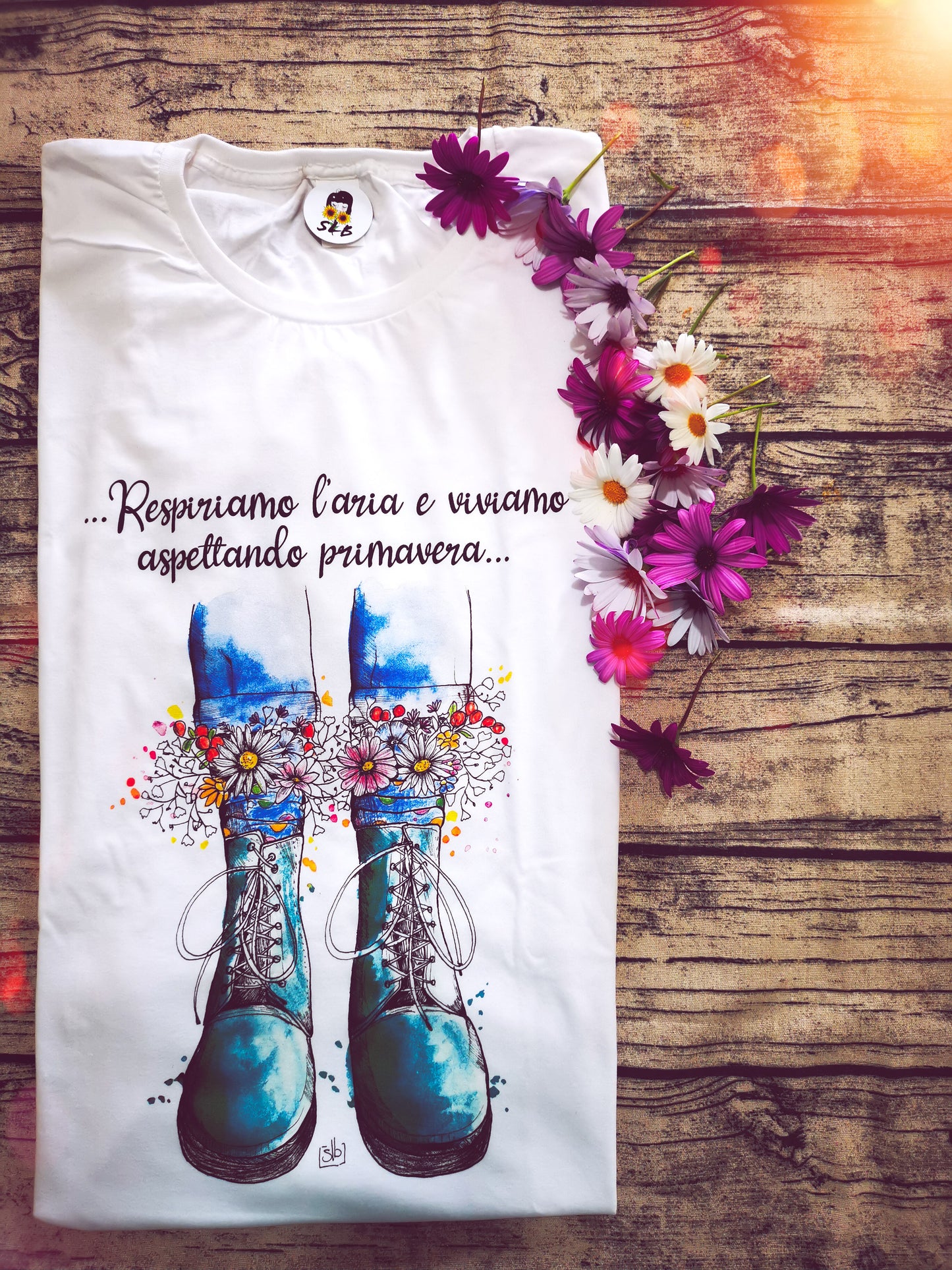 T-shirt Scarponcini