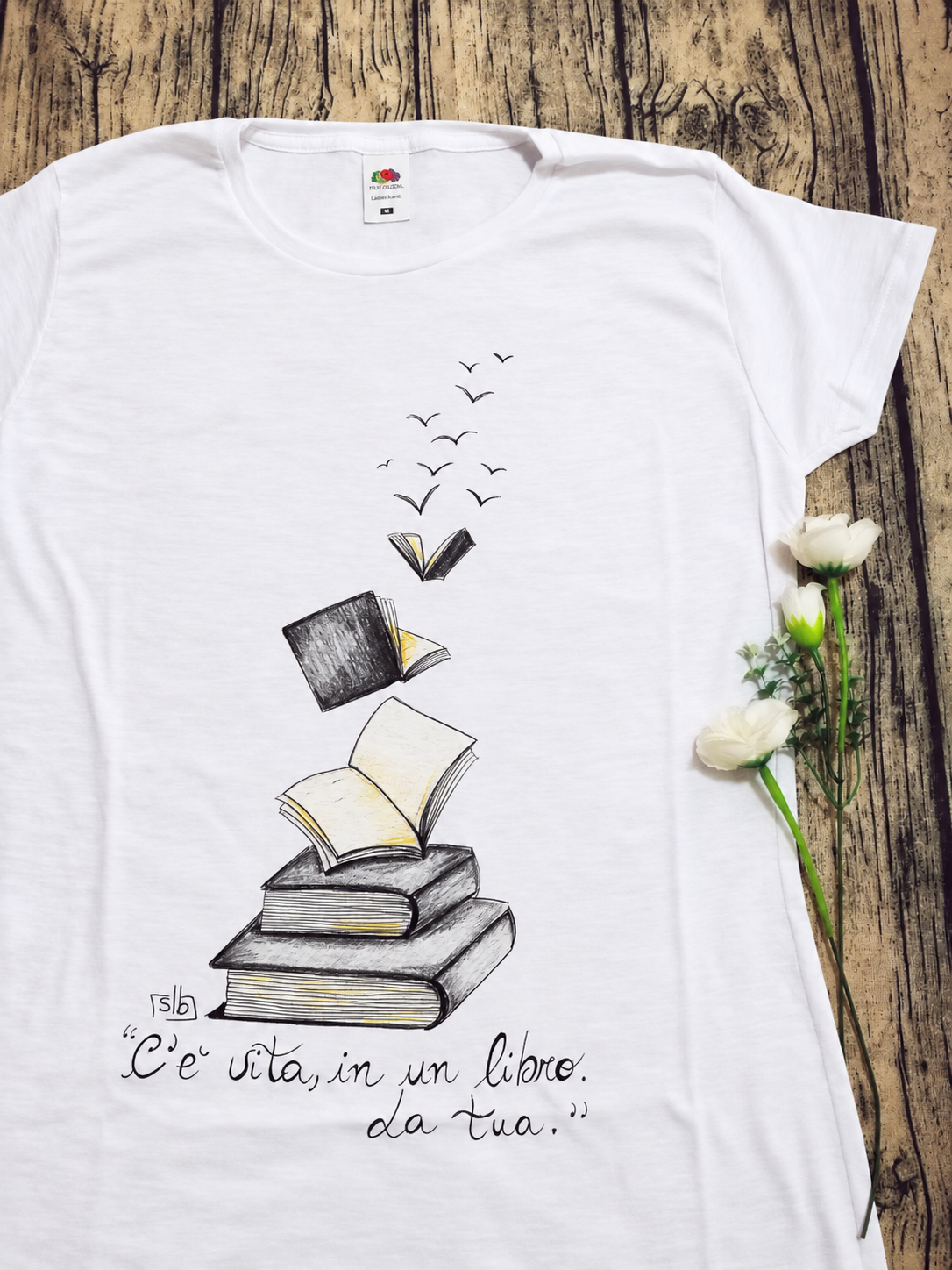 T-shirt Life Book