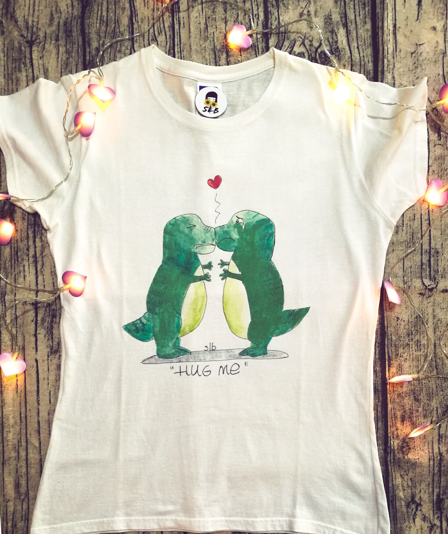 T-shirt Hug Me